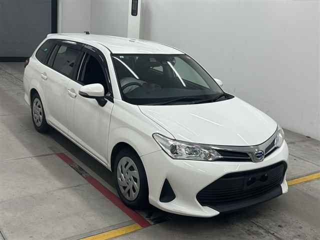 Toyota Fielder Hybrid